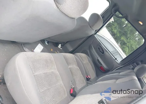 2002 Ford F-150 Lariat/Xlt z USA, uszkodzony, nr VIN 1FTRW08L62KC77375